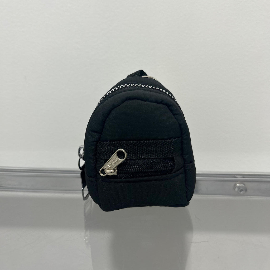 CLEO BACK CHARM