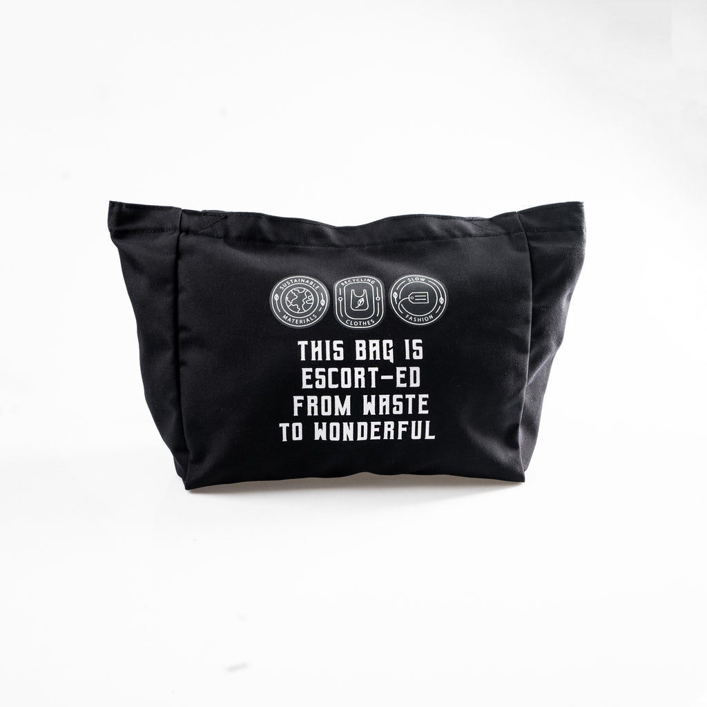 ESCORT X KOIL & KUBURAN TOTEBAG SPECIAL EDITION