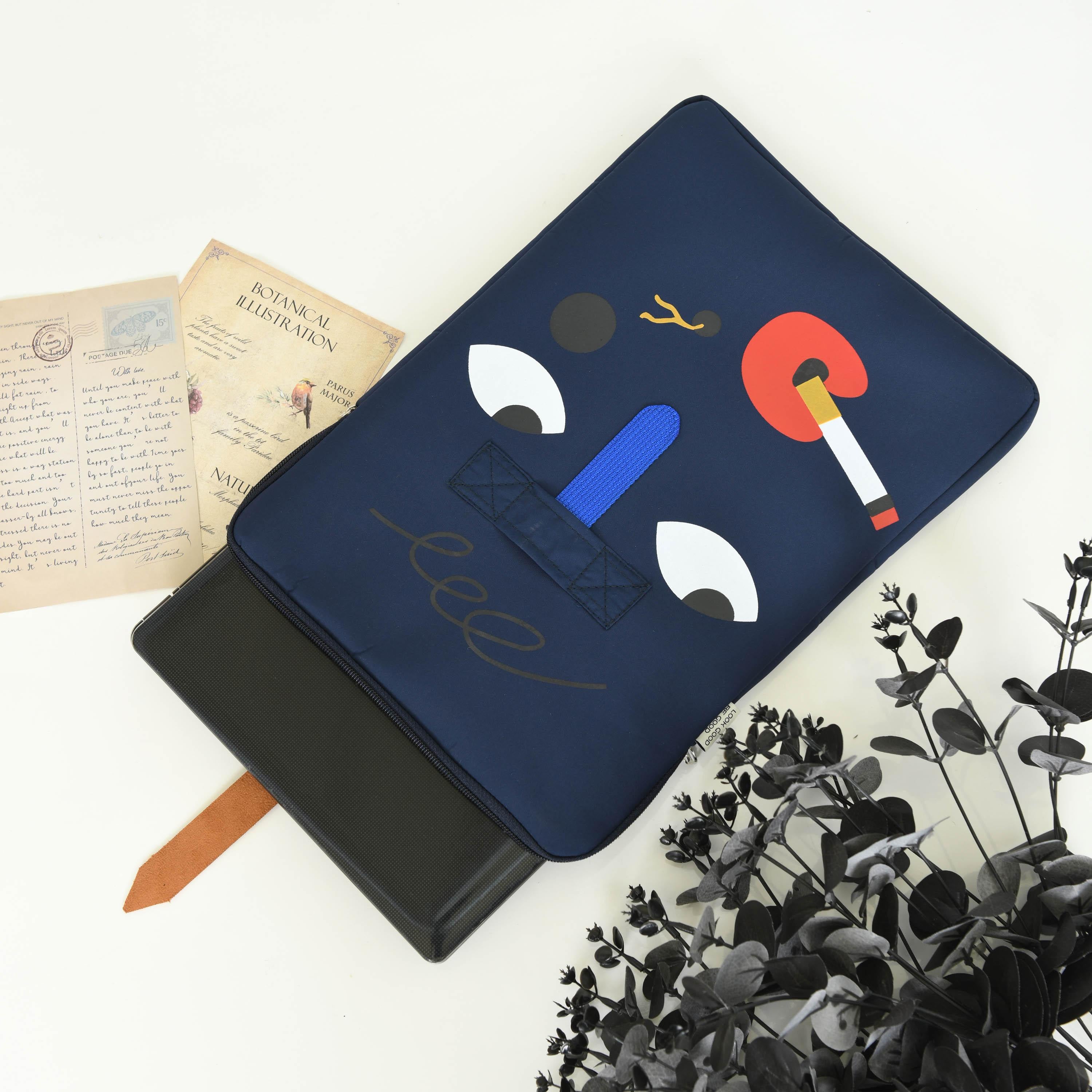 MATA LAPTOP SLEEVE